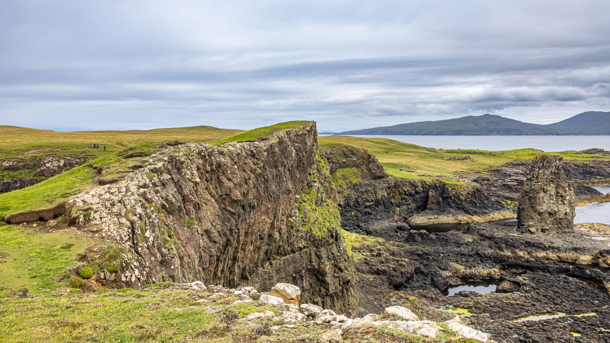 Planning a Calm Ferry Journey to the Hebrides